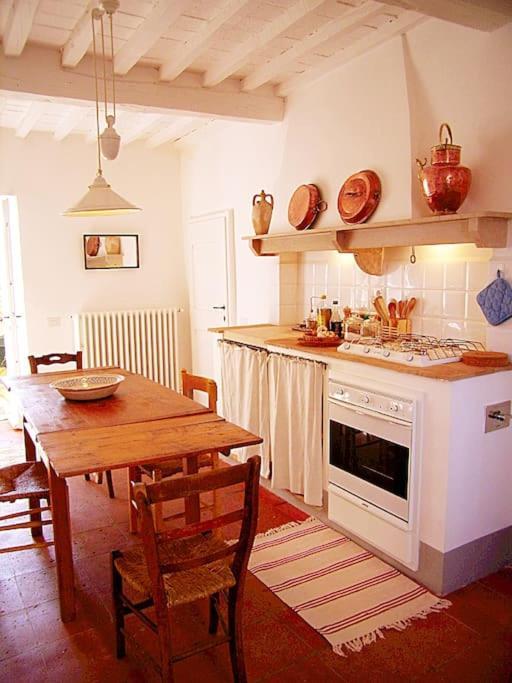 Near The Sea Big Panoramic House 2 Terraces In Lovely Village مونتيانو المظهر الخارجي الصورة